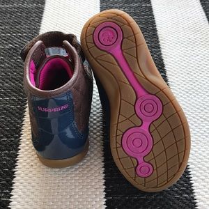 Shoes - Kids size 8 toddler rain/snow boots. Shoes - Kids size 8 toddler rain/snow boots.